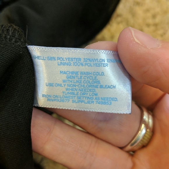 Sexy black velvet dress! - Picture 2 of 2